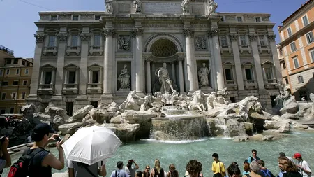 Câți bani se aruncă zilnic în celebra Fontana di Trevi