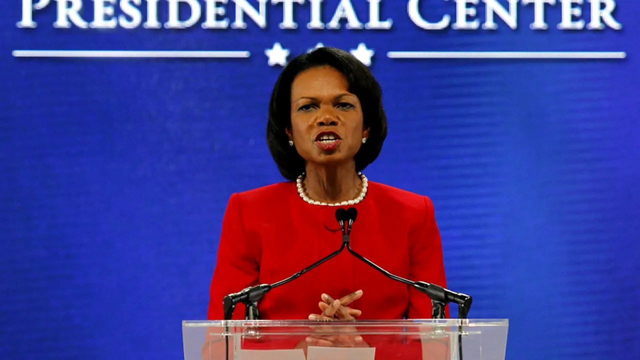 Puterea Statelor Unite este amenințată, consideră foștii secretari de stat Condoleezza Rice și Henry Kissinger