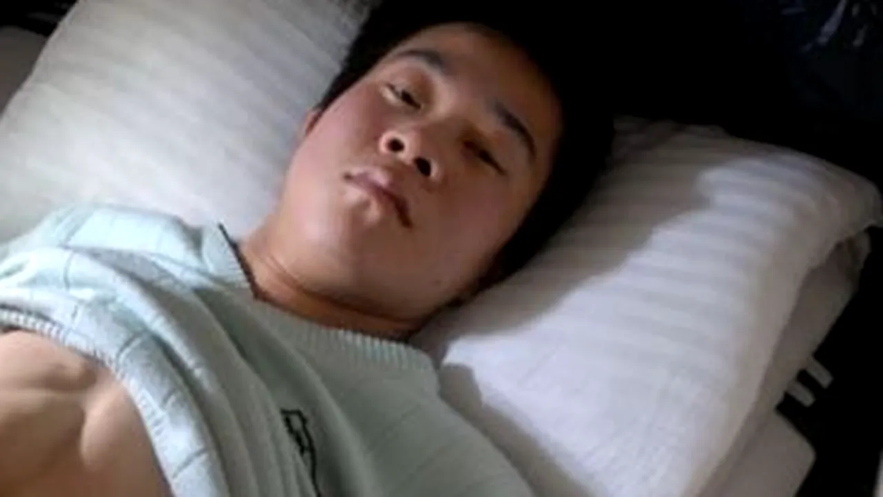 Bărbatul cu una dintre cele mai rare boli din lume a fost operat. 