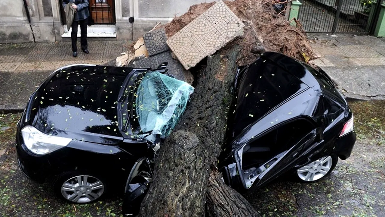 Zeci de persoane au murit în urma intemperiilor din America de Sud