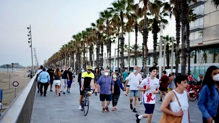 Meci de fotbal amical între „infectați cu Covid-19 vs. neinfectați”, anunțat în Spania/ Ce pedeapsă riscă organizatorul, identificat de poliția spaniolă