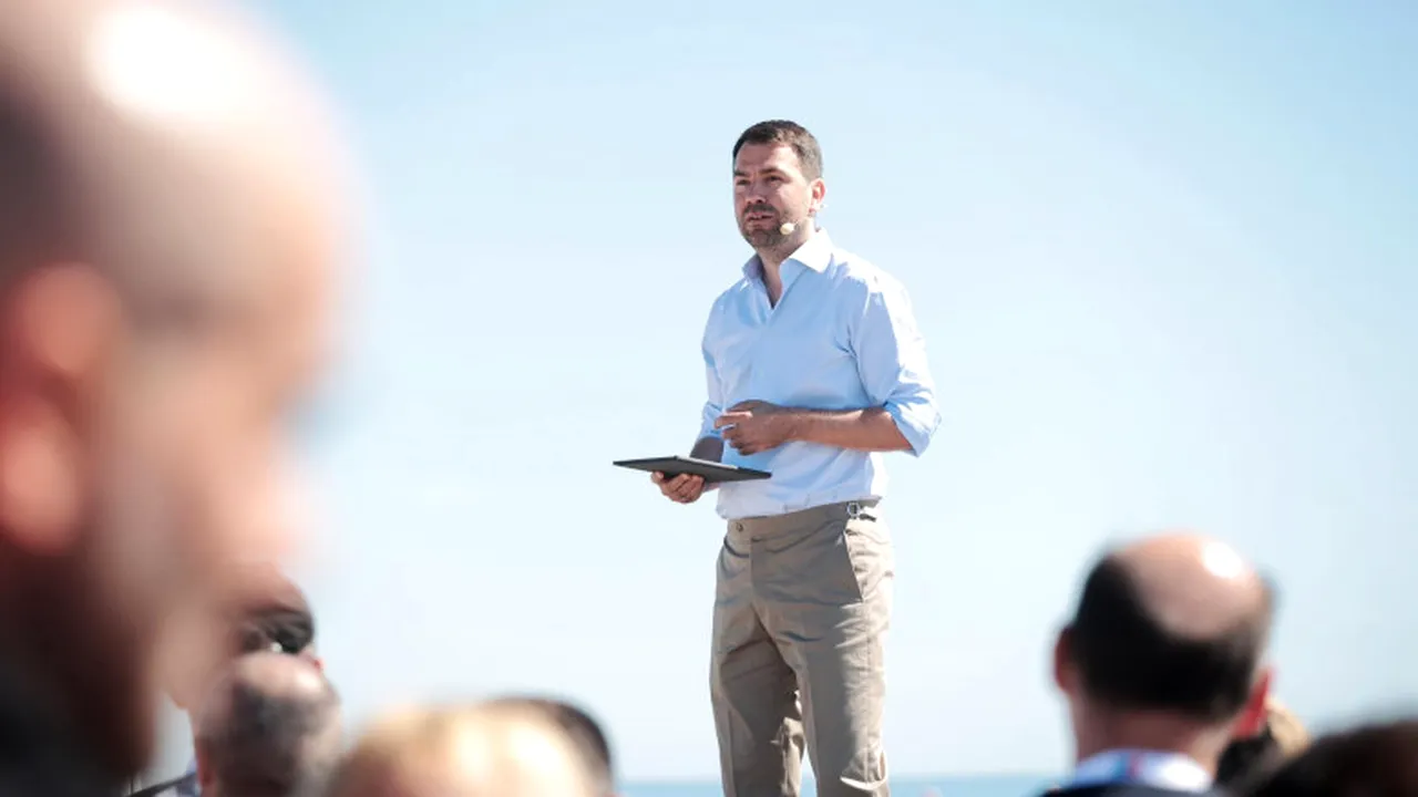 Cătălin Drulă și-a anunțat oficial candidatura la șefia USR: „Livrez rezultate concrete, nu bla-bla steril. E nevoie de organizare, energie și o mână hotărâtă pe volan”