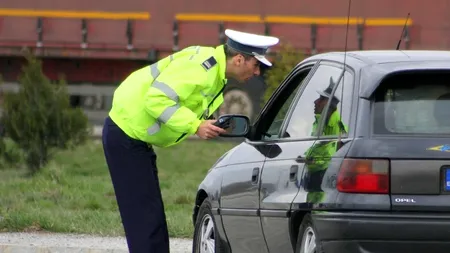 Elevă de 13 ani, dată în urmărire națională după ce a dispărut de acasă în condiții suspecte