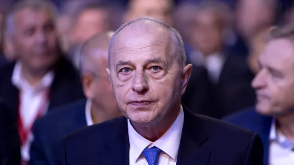 Ce mesaj trebuie să transmită Nicușor Dan la întâlnirea cu Trump ca să evite eșecul. Geoană: „Atunci ne putem juca din nou cărțile”