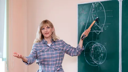 PROFESORII care au beneficiat de prime didactice sau profesionale trebuie să explice cum au cheltuit BANII, până la 10 ianuarie