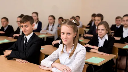 De luni, elevii din București se întorc la cursuri, după o săptămână de vacanță