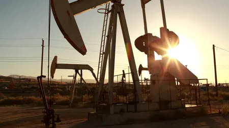 Raport: Cererea de petrol va CREȘTE la nivel mondial până în 2030, deși China va atinge vârful de consum în 2027