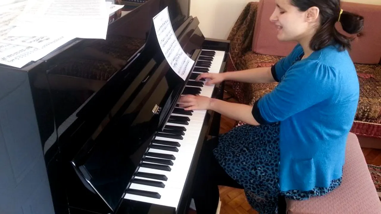 Româncă de 14 ani, care suferă de autism, bursieră integrală la o școală de muzică din Anglia