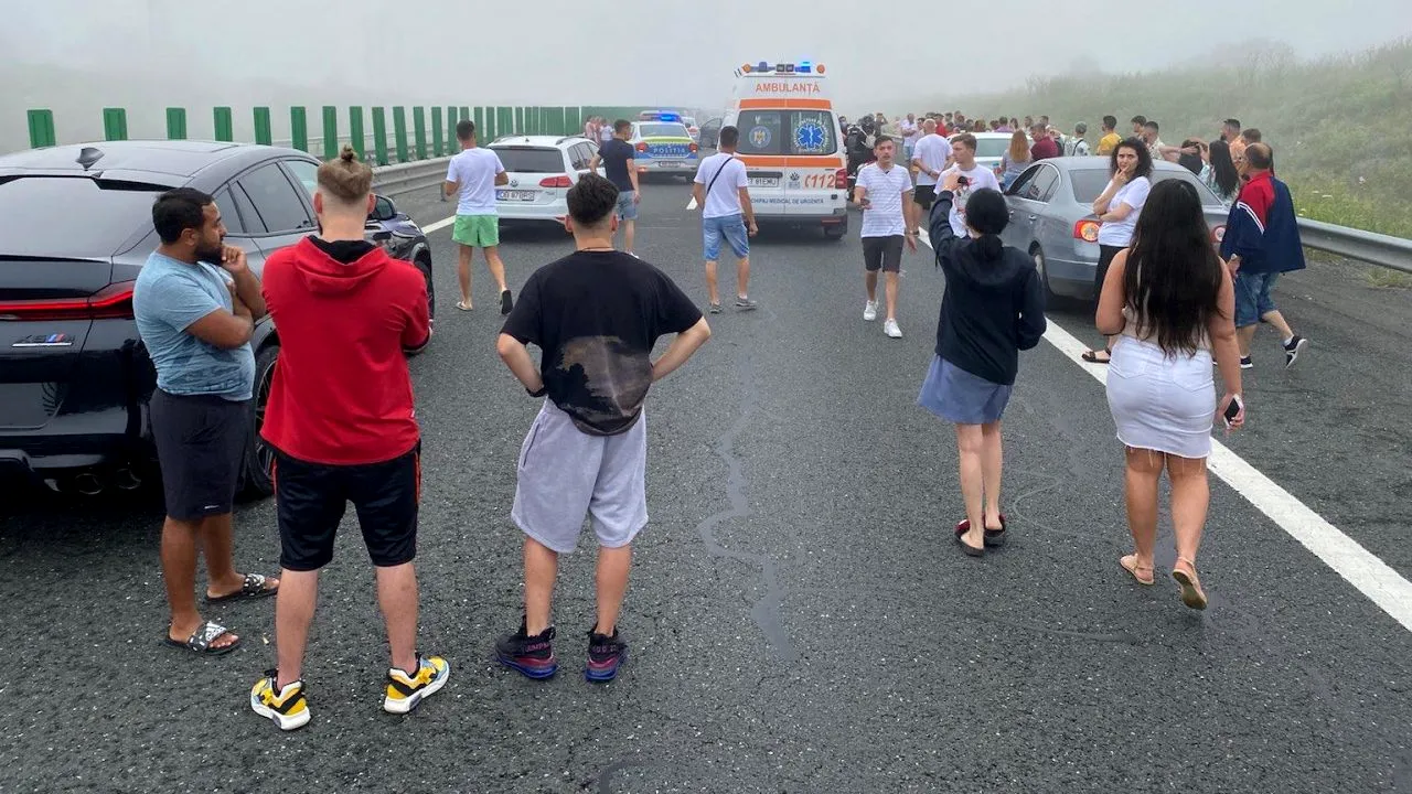 Încă un accident rutier pe Autostrada Soarelui, pe sensul spre București. Un sofer a intrat în coloana oprită, pe A2