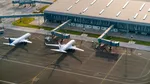 Gruparea Houthi din Yemen avertizează pasagerii și companiile aeriene să nu se apropie de aeroporturile din Arabia Saudită, după atacul sângeros din Riad