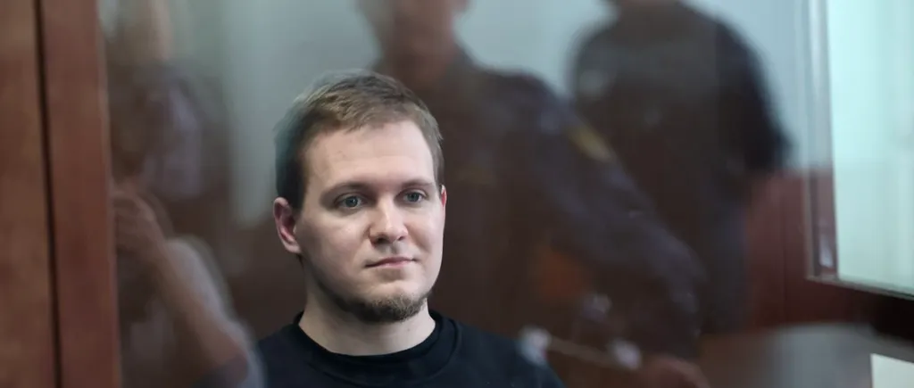 Activistul rus Dmitry Ivanov, după ce a fost CONDAMNAT la 8 ani și 5 luni de închisoare pentru ”difuzare de informații false despre armata Rusiei”: ”Lumea trebuie să înțeleagă că Rusia nu este Putin”