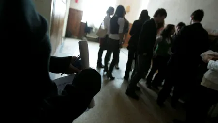 Peste 750 de elevi bucureșteni au fost exmatriculați în anul școlar 2011-2012