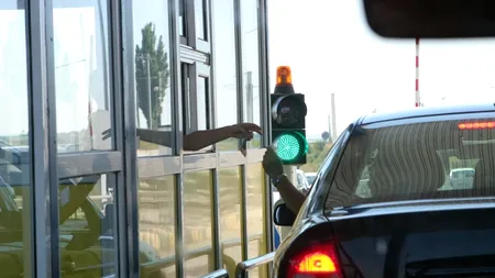 Aglomerație pe A2 în zona stațiilor de taxare de la Fetești. Cozile se întind pe zeci de kilometri. Șova pentru GÂNDUL: 