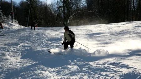 Copil de 11 ani, la spital după ce s-a accidentat pe o pârtie din Harghita