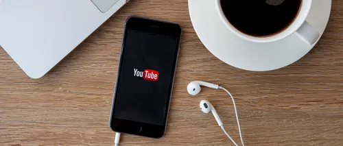 Românii pot asculta acum muzică pe YouTube fără să stea cu ecranul telefonului pornit