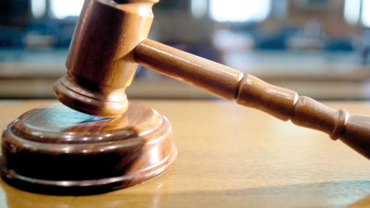 Tânărul care a ucis doi tineri în 2 Mai fusese cercetat pentru deținere de droguri, dar a scăpat de urmărirea penală. Cum au justificat magistrații