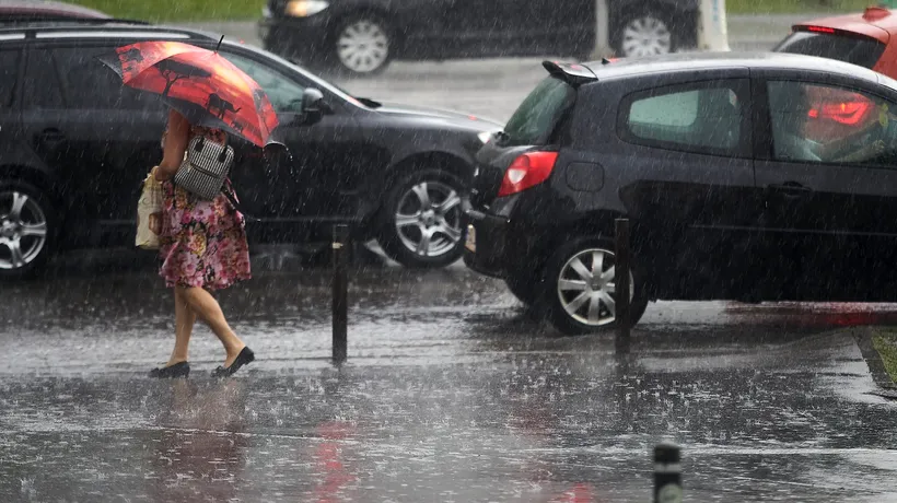 VREME severă în România. Se așteaptă ploi torențiale și furtuni violente în toate zonele țării. Treptat se instalează canicula