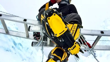 CUTREMUR ÎN NEPAL. Unul dintre managerii Google a murit într-o avalanșă pe Everest
