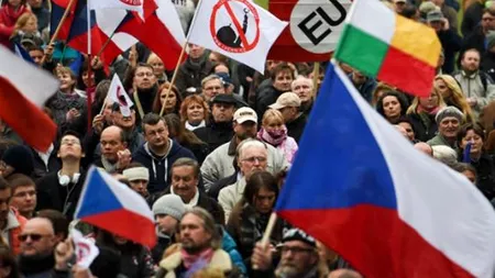 Cehii nu vor refugiați în țară: rezultatele celui mai recent sondaj de opinie