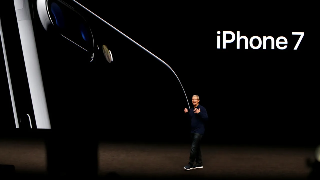 Apple uimește din nou: acțiunile au crescut cu 11% în patru zile