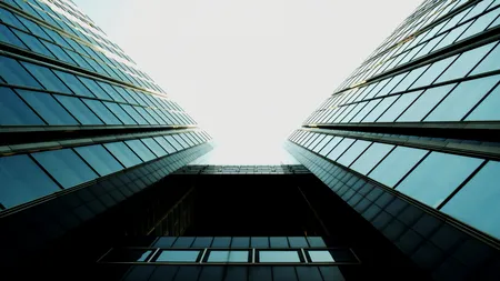 După stagnarea din timpul pandemiei, segmentul office își revine puternic. CBRE: Stocul modern de spații de birouri din România a depășit 4,3 milioane de metri pătrați