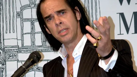 Nick Cave, șoferul lui Kylie Minogue, într-un documentar avangardist