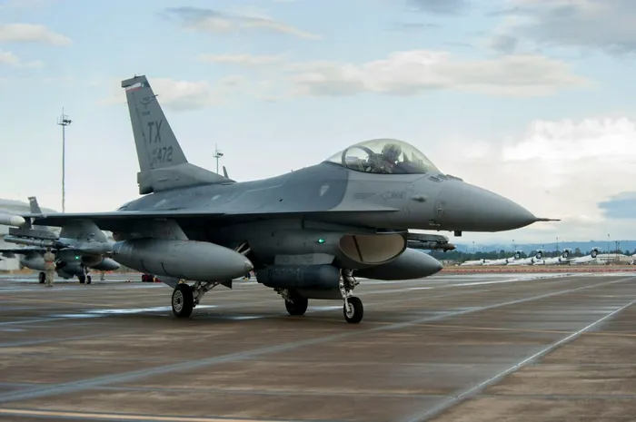 F-16 -Foto: Profimedia images