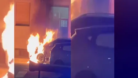 Tânăr român, reținut în Italia după ce ar fi provocat cel puțin trei INCENDII în care au fost distruse nu mai puțin de 33 de vehicule