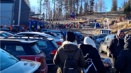 Coadă uriașă la telegondola din Sinaia! Administrator: „Nu s-a mai văzut așa ceva”