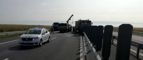 Primele imagini de la accidentul de pe A1 în care a fost implicat un convoi militar al NATO. Trei militari americani, la spital, după ce un șofer a adormit la volan