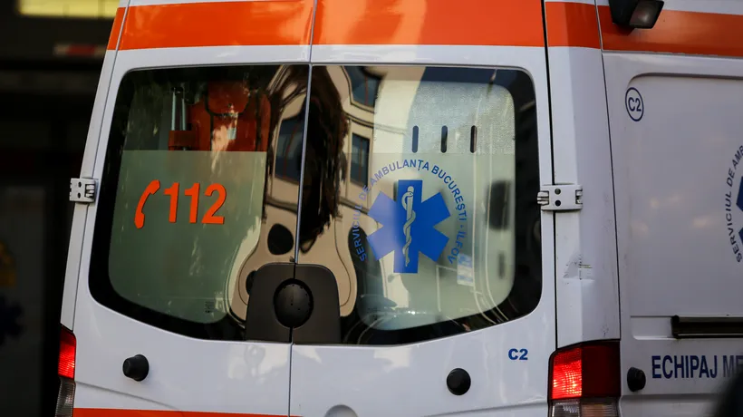 O fetiță de 4 ani din Argeș, în COMĂ la spital, după ce a căzut de la geam / În trecut, copila a mai căzut fix de la același etaj
