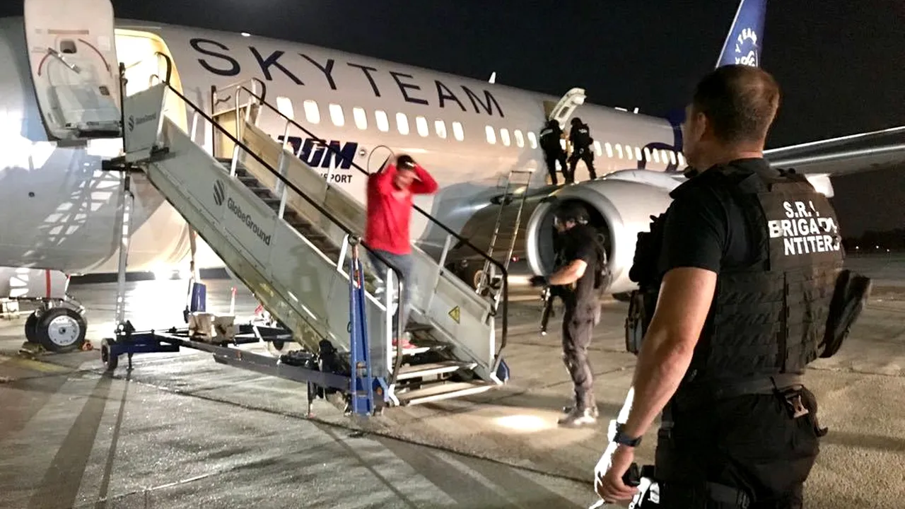 ATAC TERORIST la bordul unui avion TAROM. Cum s-a descurcat SRI în situația de URGENȚĂ