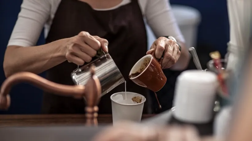 Câtă CAFEA sau ceai ai voie să bei în fiecare zi. Cercetătorii au dat verdictul