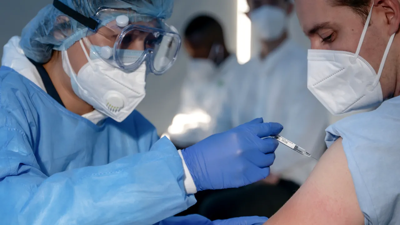 Peste 28.000 de români au fost vaccinați împotriva COVID-19 în ultimele 24 de ore