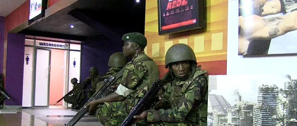 Militari kenyeni, filmați în timp ce furau bunuri din centrul comercial Westgate, după atacul soldat cu 67 de morți