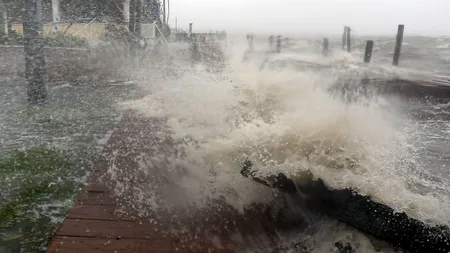 URAGANUL IRMA a lovit Florida. Trump: „este un dezastru