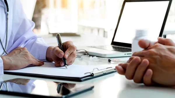 Suma fabuloasă pe care a primit-o un administrator imobiliar pentru zilele restante de concediu. Câți ani a muncit fără întrerupere