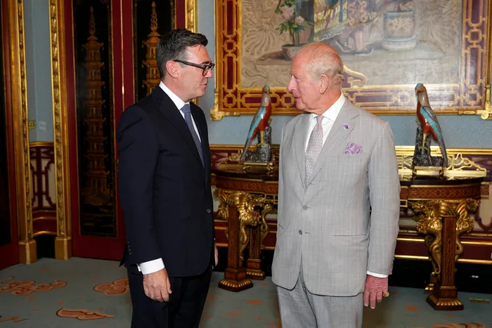 Întâlnirea dintre noul premier și regele Charles al III-lea 