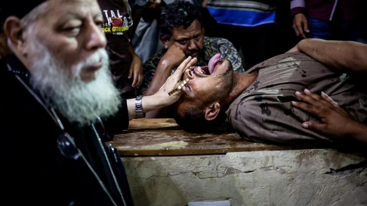 Inițiativă STRANIE. Ministerul Educației din Italia oferă profesorilor cursuri de EXORCISM: Vor învăța cum să scoată DIAVOLUL din elevi