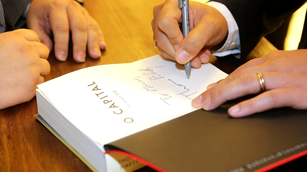 „Capitalism şi ideologie” nu va fi tipărită în China! Cenzura Beijingului, respinsă de scriitorul Thomas Piketty