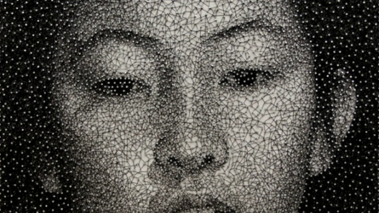 GALERIE FOTO. Tehnică inedită în realizarea de portrete a unei artiste japoneze 