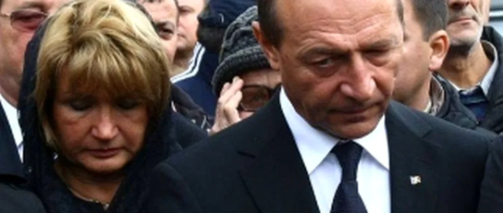 Sute de persoane au participat la înmormântarea socrului lui Traian Băsescu