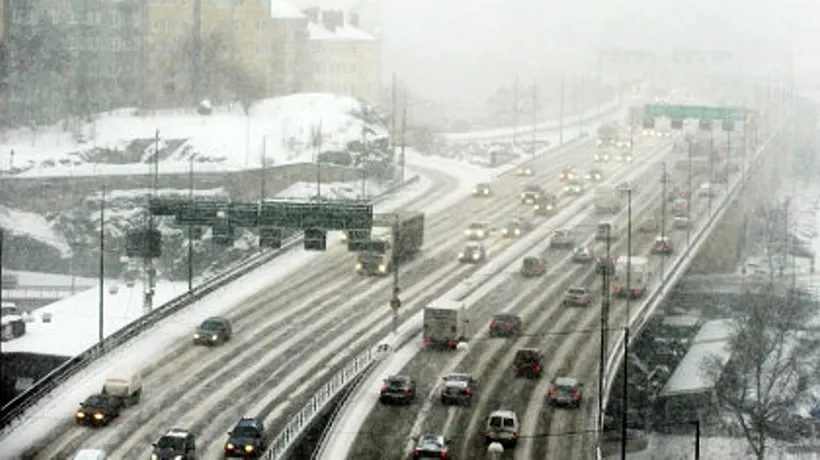 Poliția din Stockholm a înregistrat 43 de accidente rutiere în șase ore, din cauza ninsorii