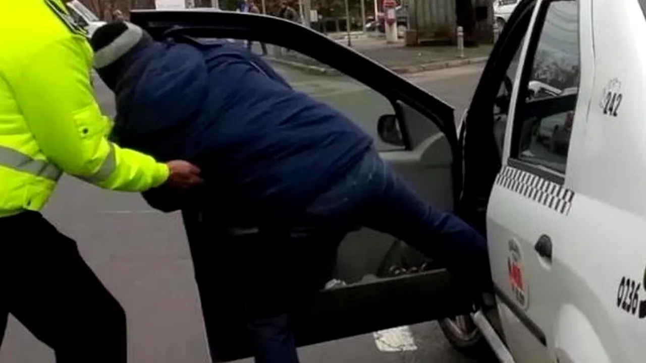 Polițiștii din Galați au oprit un TAXI „care se deplasa sinuos