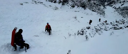 Căutările tânărului dispărut în urma avalanșei din Bucegi au fost reluate