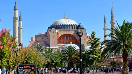 OSMTH: Catedrala Sfânta Sofia, un simbol al Creștinismului care nu poate să dispară printr-un decret. Și Papa Francisc este îndurerat ca urmare a deciziei autorităților turce