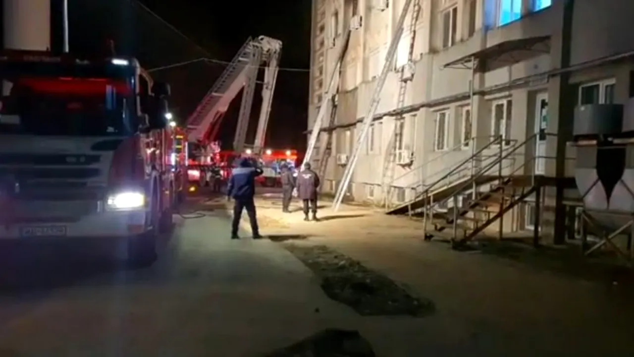 Medicul de gardă care a salvat mai mulți pacienți din incendiul de la Spitalul Județean Piatra Neamț se află în stare critică