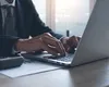 Firmele românești de IT fac concedieri masive, pentru a supraviețui din punct de vedere financiar. Care sunt speranțele pentru sfârșitul de an