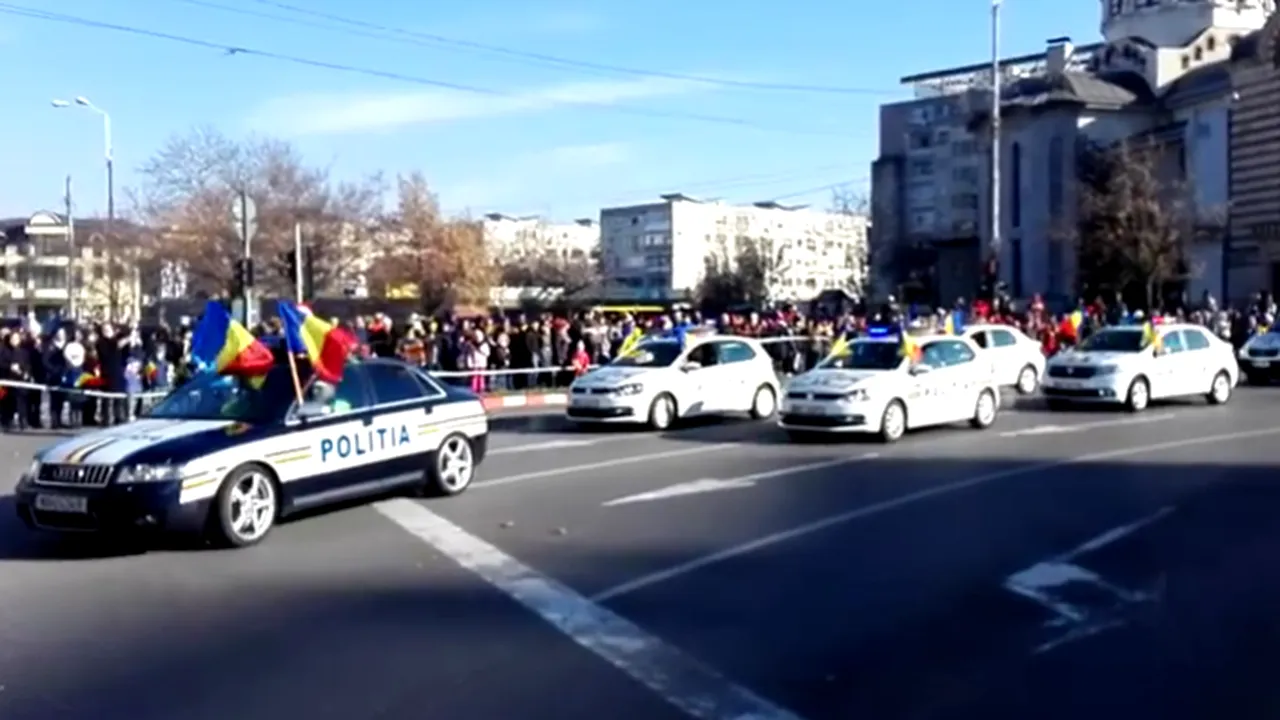 Ploieștenii AU RATAT parada militară de Ziua Națională: Astăzi e 1 DECEMBRIE, nu 1 APRILIE
