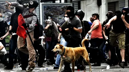 Grecii se tem că țara ar putea ajunge 